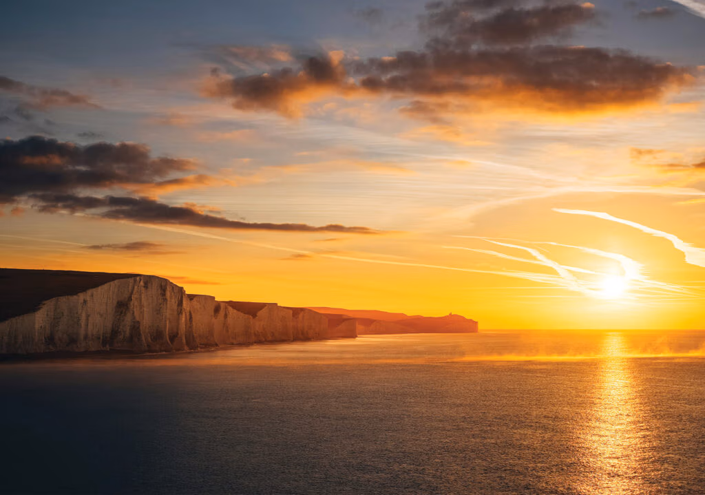 A sunset over the cliffs